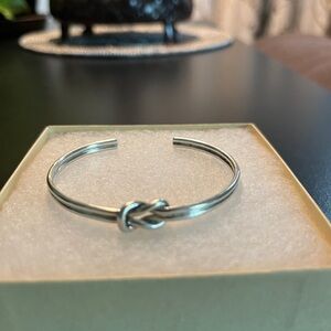 Sterling Silver Woman’s Reef Knot Cuff Bracelet